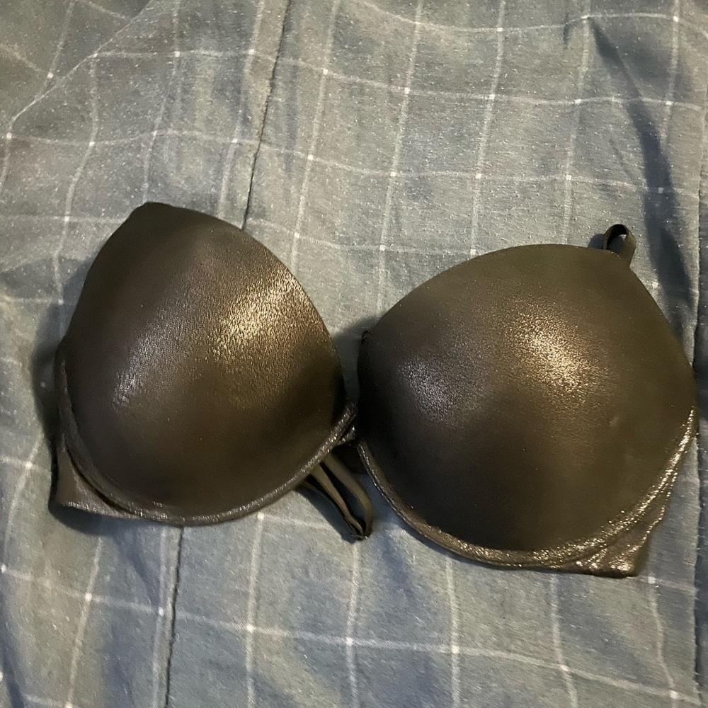 Victoria’s Secret 34 DD